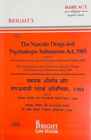 Narcotic Drugs and Psychotropic Substances Act, 1985 (NDPS) alongwith Rules (Diglot) [English/Hindi]